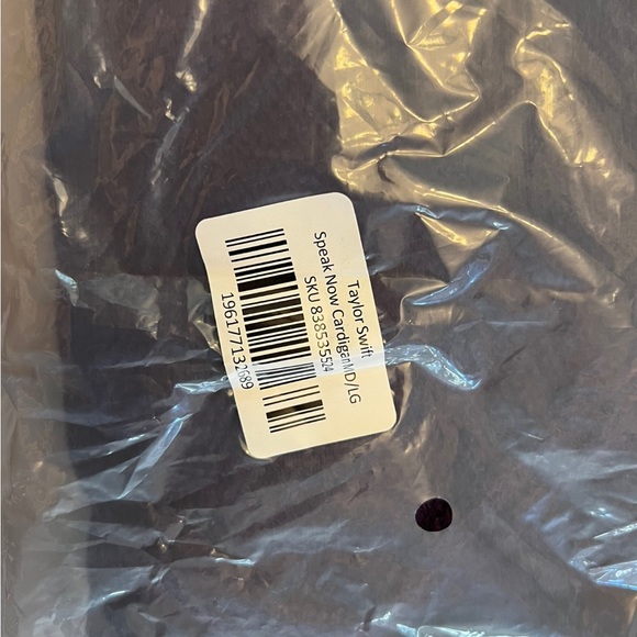 READY TO SHIP Taylor’s Version Authentic Speak Now Cardigan - Picture 6 of 6